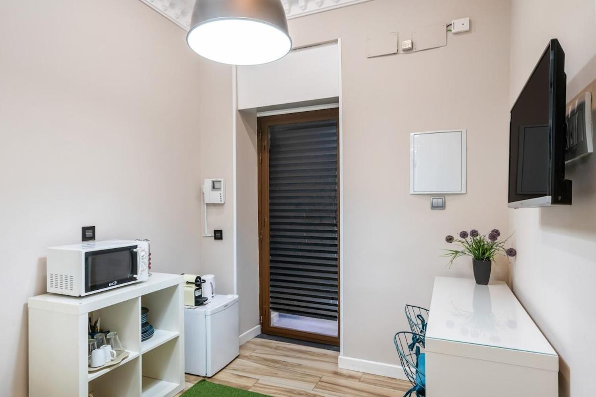 Modern Near Gran Via And Key Places - Reloj I *